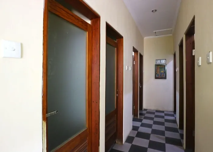 Indopurejoy House - Komala Indah 招待所 2*