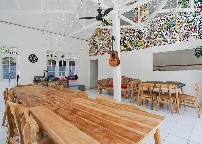 Indopurejoy House - Komala Indah