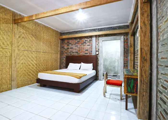 Indopurejoy House - Komala Indah