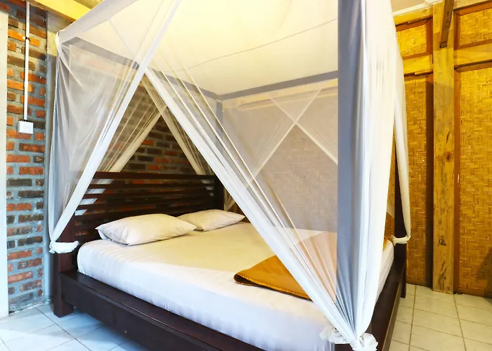 Indopurejoy House - Komala Indah 2*