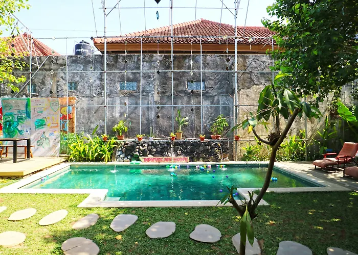Indopurejoy House - Komala Indah 2*