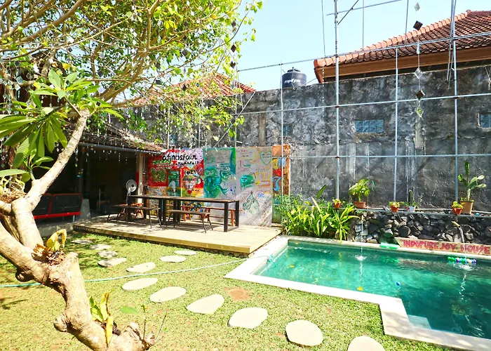 Indopurejoy House - Komala Indah クタ