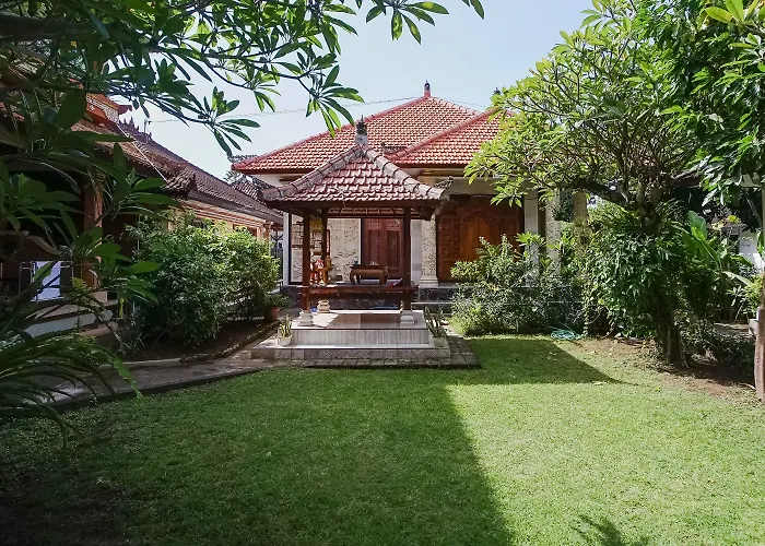 ゲストハウス Indopurejoy House - Komala Indah 2*