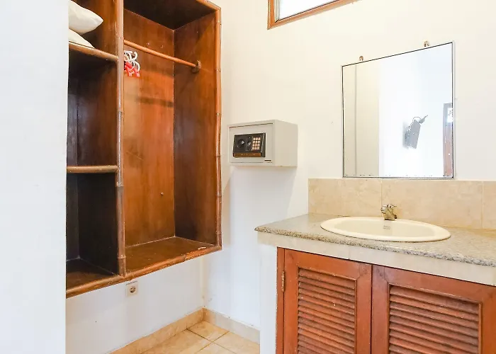 Indopurejoy House - Komala Indah